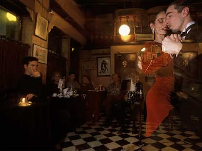 El bar Sur (calle de Estados Unidos, 299), un clásico de Buenos Aires donde se ambienta 'Happy together' (1997), la película del cineasta chino Wong Kar-Wai.