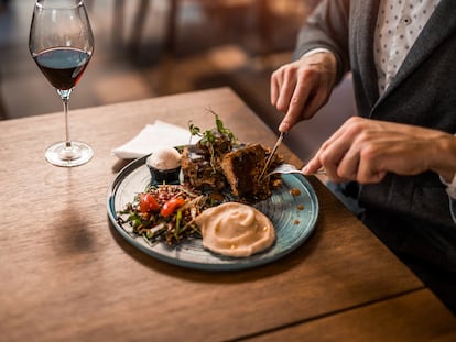 El placer y la tranquilidad de comer a solas