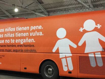 This bus reaffirms that “boys have penises and girls have vulvas.”