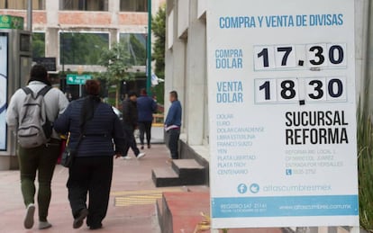 Una casa de cambio en el centro de la Ciudad de M&eacute;xico.