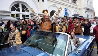 Los Reyes Magos de Oriente en la cabalgata de Vitoria.