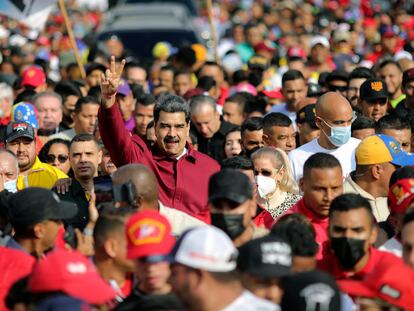 Nicolás Maduro participa en una marcha para recordar a Hugo Chávez, este jueves.