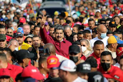 Nicolás Maduro participa en una marcha para recordar a Hugo Chávez, este jueves.