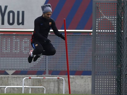 Mascherano se entrena en la ciudad deportiva de Sant Joan Desp&iacute;. 