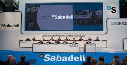 Junta de accionistas de Banco Sabadell celebrada el año pasado.