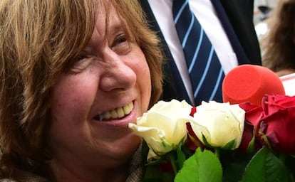 A Nobel bielorrussa Svetlana Alexievich, nesta quinta-feira em Minsk.