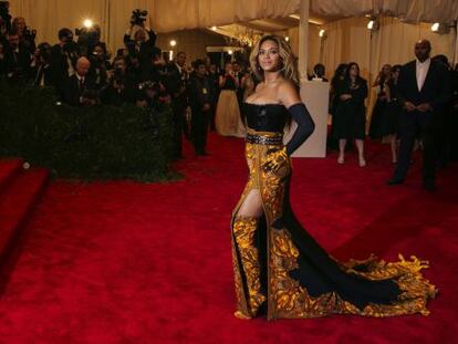 La cantante Beyonce a su llegada al Museo Metropolitano de Nueva York. 