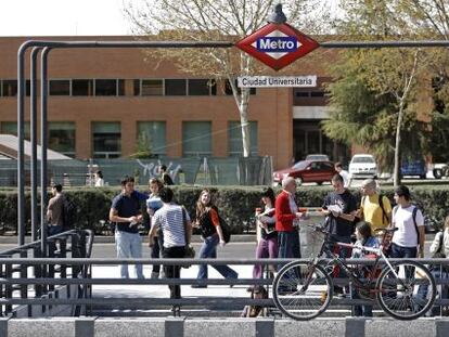 Estaci&oacute;n del metro en Ciudad Universitaria de la Complutense. 