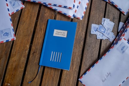 El libro ‘Cartas de Puño y Reja’ recoge la correspondencia de mujeres analfabetas y presas en una cárcel de Medellín.