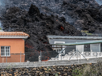 El volcán de La Palma, un mes de erupción en imágenes