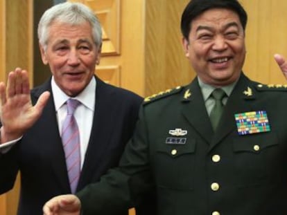 El secretario de Defensa de EE UU, Chuck Hagel, este martes junto al ministro de Defensa chino, Chang Wanquan.