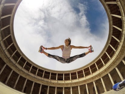 Paula Butragueño, más conocida por Pau Inspirafit en Instagram, donde ha publicado multitud de saltos que etiqueta como 'inspirajump'.