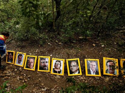 Cadena humana a favor dels presos, dissabte a Montserrat.