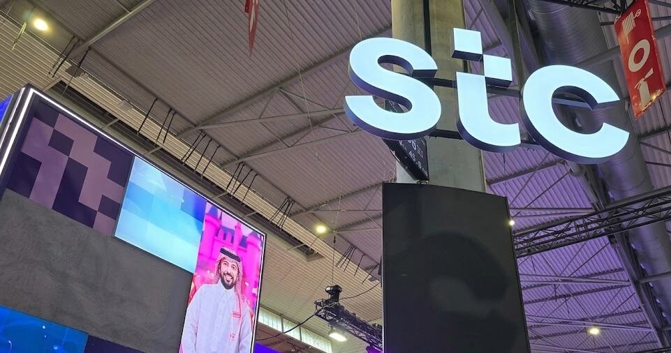 STC gana un 12% más y refuerza su perfil como inversor clave en Telefónica