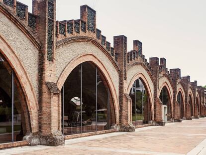 La 'catedral del cava' de Codorníu, obra de Puig i Cadafalch.