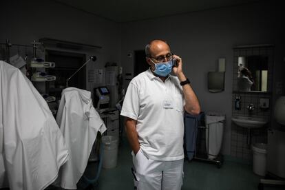 El doctor Walter Kistler, del Hospital de Davos, recibió la primera alerta sobre el virus durante el Foro Económico Mundial.