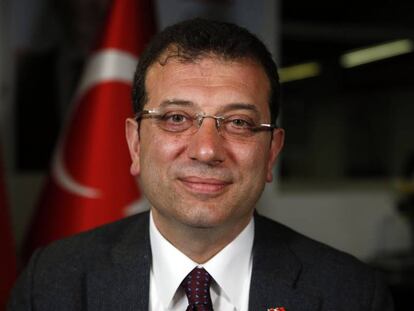 Imagen del opositor socialdemócrata Ekrem Imamoglu, ganador de las elecciones municipales en Estambul del pasado marzo.