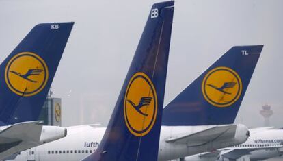 Aviones de Lufthansa en Fráncfort