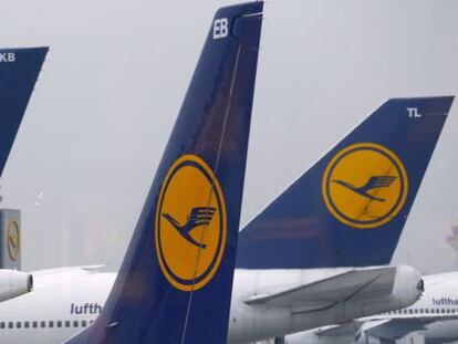 Aviones de Lufthansa en Fráncfort