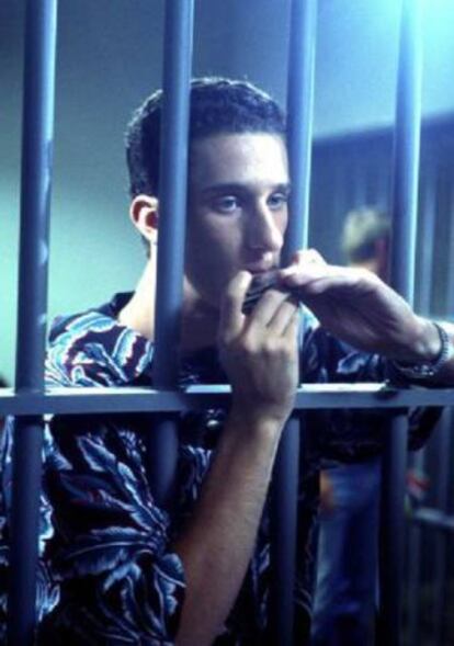 Dustin Diamond, en un escena de la película 'Salvados por la campana'.