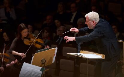 Adès, en otro momento del concierto con la Orquesta Nacional de España.