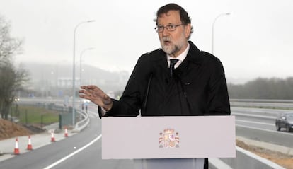 Rajoy en la inauguració de l'ampliació l'AP-9 a Santiago de Compostel·la.