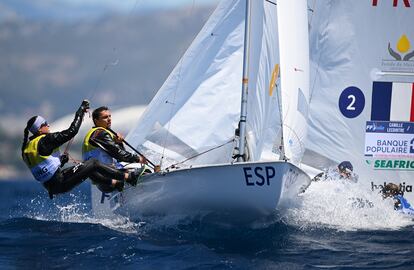 La pareja espa?ola de vela compuesta por Jordi Xammar  y Nora Brugman son los favoritos para ganar una medalla olmpica estos Juegos. 

