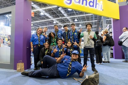 Grupo 15 de los Boy Scouts de Guadalajara, visitan la feria.