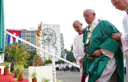 El Papa, antes de la misa que ofició en La Habana.
