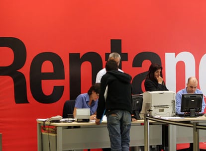 Oficinas de la Hacienda vizcaína, en la última campaña de la Renta.