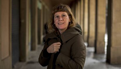 “Per atraure el públic juvenil, una novel·la, sobretot, mai, mai, mai ha d’alliçonar-los”, creu Eugènia Broggi.
