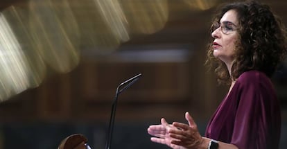 La ministra de Hacienda, María Jesús Montero, durante una intervención en el Congreso. 