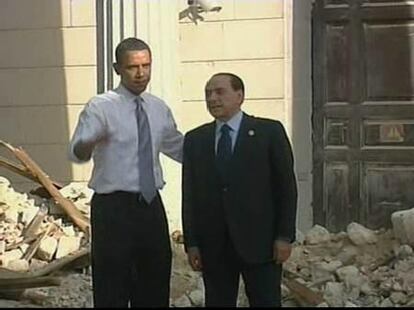 Obama y Berlusconi visitan las zonas dañadas por el terremoto en L'Aquila