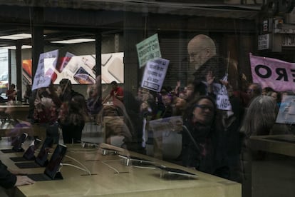 La víctima de La Manada ha estado presente en muchos cánticos (“No es no, lo demás es violación”, “Si no dice nada también es no”). En la imagen, manifestantes durante la marcha en Madrid.