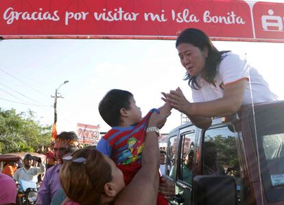 Keiko Fujimori durante un mitin en la ciudad amaz&oacute;nica de Iquitos.