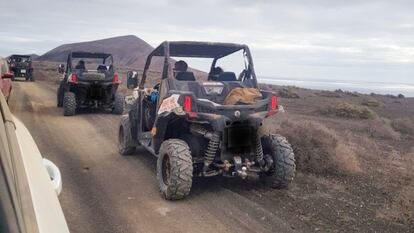 Buggies en espacio natural protegido de Lanzarote