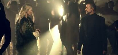 Fotograma del videoclip &#039;White light&#039; de George Michael.
