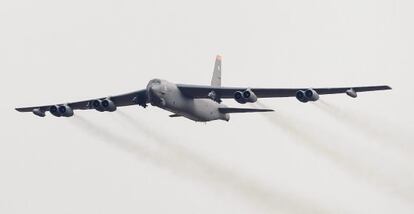 Un bombarder B52 nord-americà, aquest diumenge a Corea del Sud.