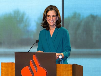 Alejandra Kindelán, presidenta de la AEB.