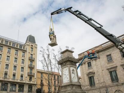 L’estàtua d’Antonio López es va retirar el 2018 i ha estat objecte de diversos escarnis, com la instal·lació d’una figura paròdica per part d’un artista de carrer. 