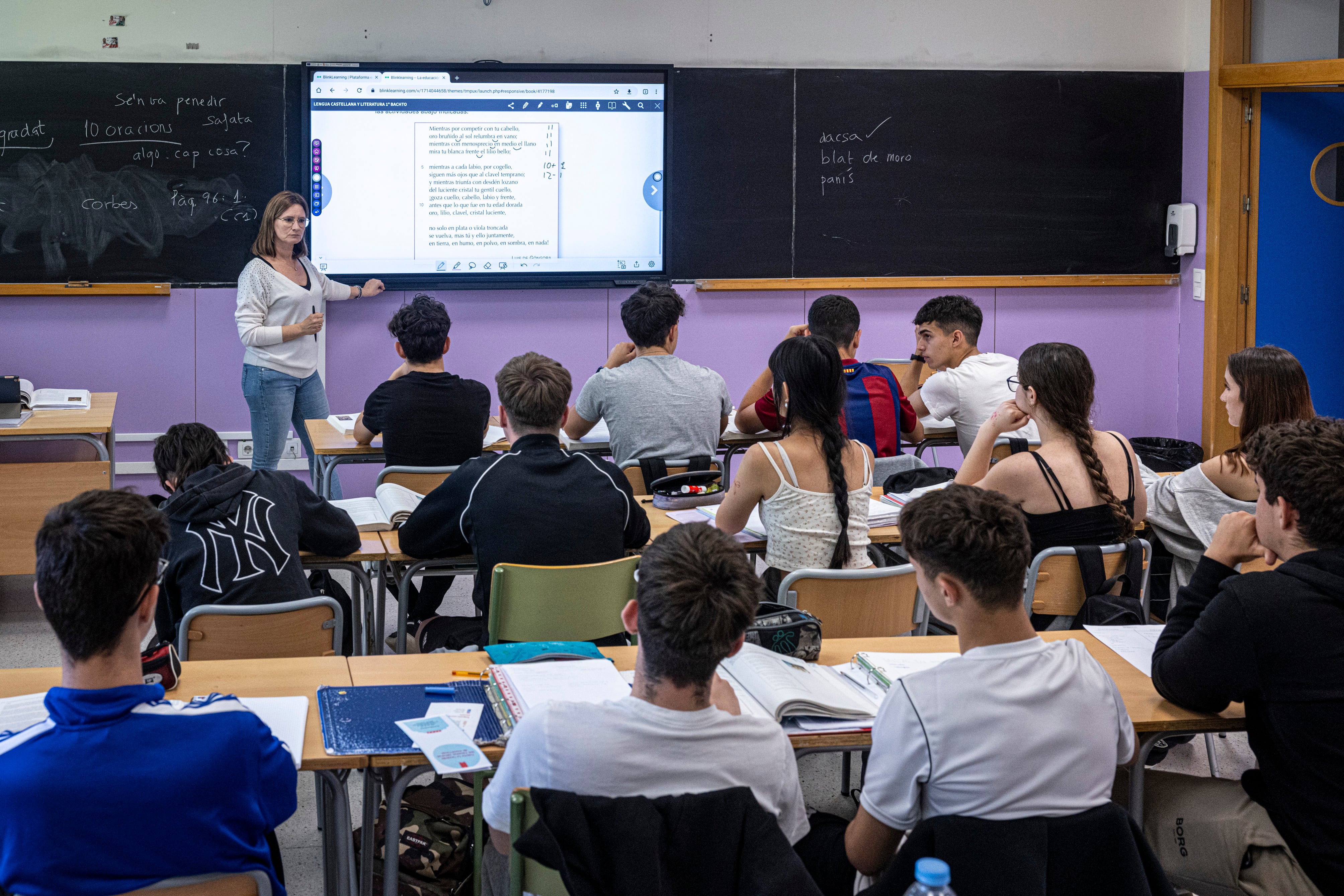 El arranque de curso se ve lastrado por la falta de profesores de matemáticas, informática y otras disciplinas técnicas 