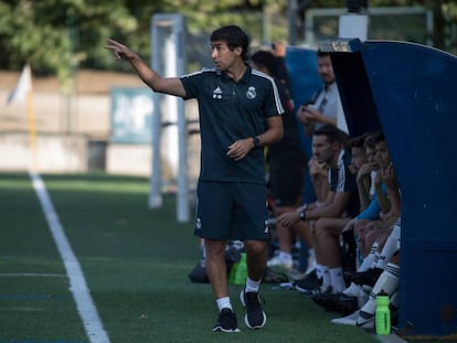 Raúl González, durante el partido ante el Gamba Osaka.