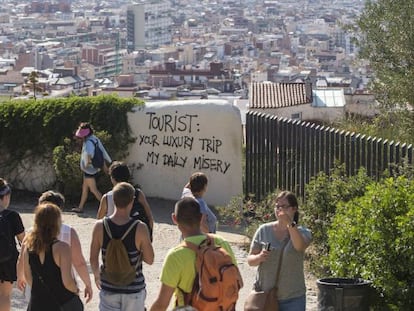 Pintadas contra los turistas en Barcelona en una foto fechada en 2017