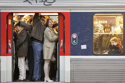 Imagen de la estación de Saint Lazare de París esta mañana.