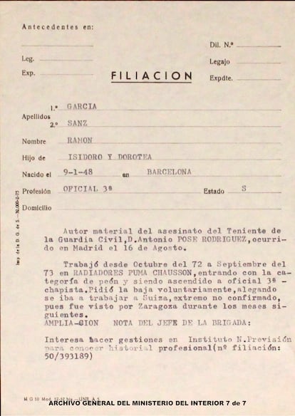 Una de las hojas del expediente que guarda el Archivo General del Ministerio del Interior de Ramón García Sanz, miembro del FRAP fusilado el 27 de septiembre de 1975. Los expedientes completos que recojen documentación acumulada durante la estancia en prisión de los cinco condenados a muerte se puede consultar al final de este reportaje. 