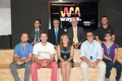Luis Solana con César Alierta, José María Álvarez-Pallete y Gonzalo Martín-Villa en la Academia Wayra de Madrid.
