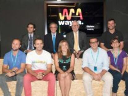 Luis Solana con C&eacute;sar Alierta, Jos&eacute; Mar&iacute;a &Aacute;lvarez-Pallete y Gonzalo Mart&iacute;n-Villa en la Academia Wayra de Madrid.