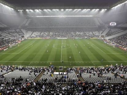 Jogo do Corinthians e Figueirense no Itaquer&atilde;o.