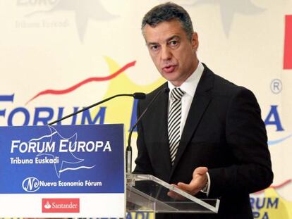 El líder del PNV, Iñigo Urkullu, durante su intervención de ayer en el Forum Europa de Bilbao.