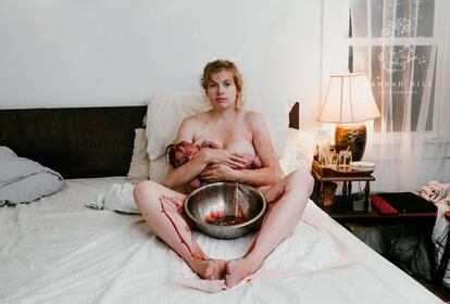 Mejor foto de Posparto: 'Mi cuerpo, Mi nacimiento' (Estados Unidos). 